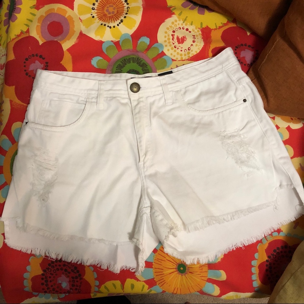 Iodice white shorts size 10